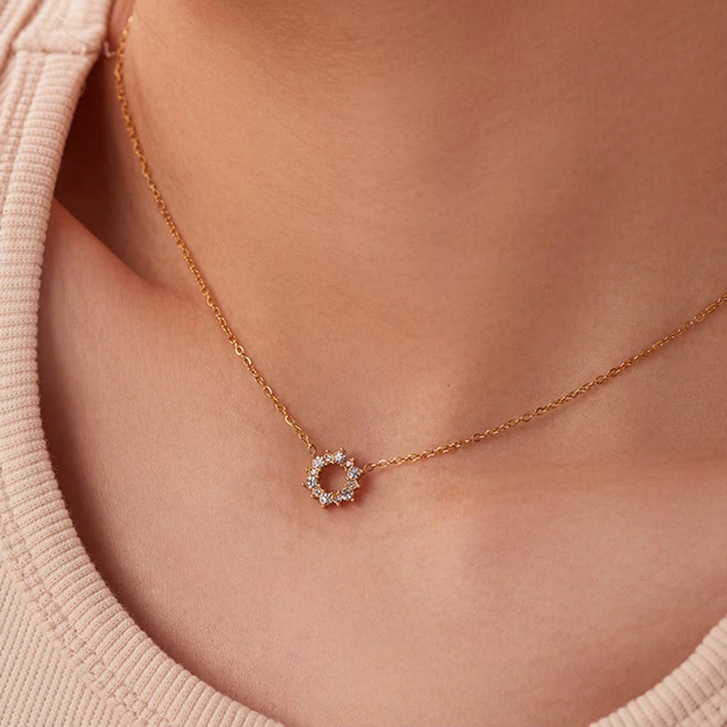 Seaside Halo Necklace